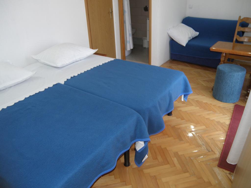 Apartman Kristina, Studio I Soba Примоштен Екстер'єр фото