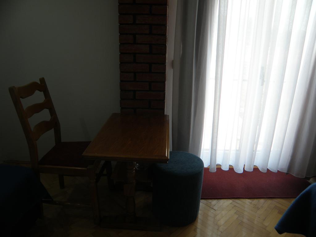 Apartman Kristina, Studio I Soba Примоштен Екстер'єр фото