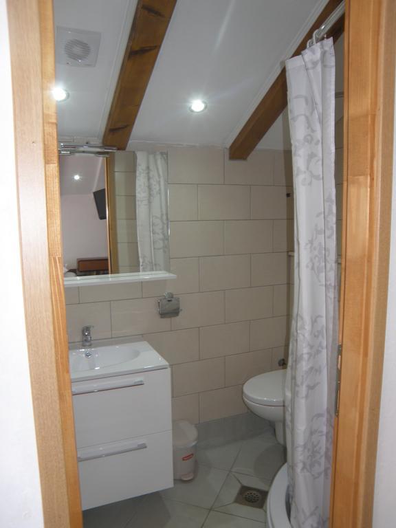 Apartman Kristina, Studio I Soba Примоштен Екстер'єр фото